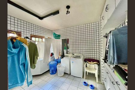 Casa para alugar com 923m², 5 quartos e 10 vagas