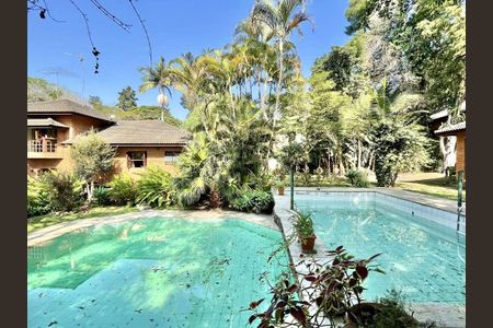 Casa para alugar com 923m², 5 quartos e 10 vagas