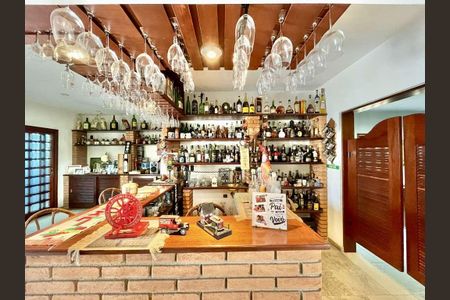 Casa para alugar com 923m², 5 quartos e 10 vagas