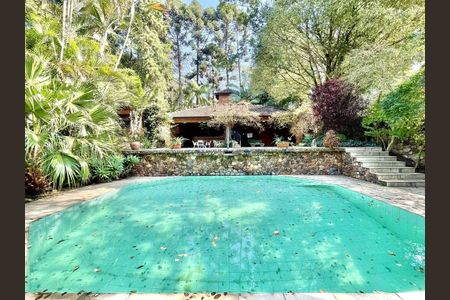 Casa para alugar com 923m², 5 quartos e 10 vagas