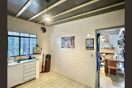 Casa para alugar com 923m², 5 quartos e 10 vagas