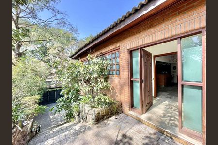 Casa para alugar com 923m², 5 quartos e 10 vagas