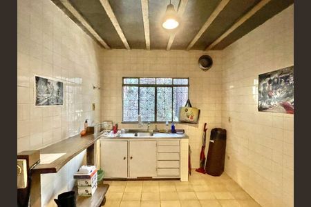 Casa para alugar com 923m², 5 quartos e 10 vagas