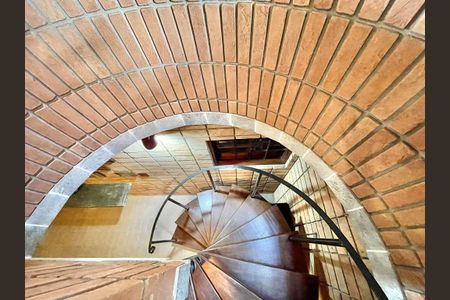 Casa para alugar com 923m², 5 quartos e 10 vagas