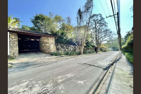 Casa para alugar com 923m², 5 quartos e 10 vagas