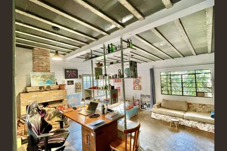 Casa para alugar com 923m², 5 quartos e 10 vagas