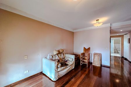 Apartamento para alugar com 375m², 4 quartos e 5 vagas Apartamento para alugar com 375m², 4 quartos e 5 vagasQuarto 1 - Suíte