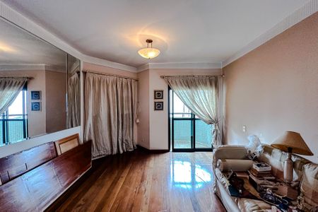 Apartamento para alugar com 375m², 4 quartos e 5 vagas Apartamento para alugar com 375m², 4 quartos e 5 vagasQuarto 1 - Suíte