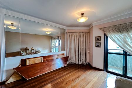 Apartamento para alugar com 375m², 4 quartos e 5 vagas Apartamento para alugar com 375m², 4 quartos e 5 vagasQuarto 1 - Suíte