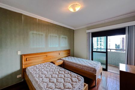 Apartamento para alugar com 375m², 4 quartos e 5 vagas Apartamento para alugar com 375m², 4 quartos e 5 vagasQuarto 3 - Suíte