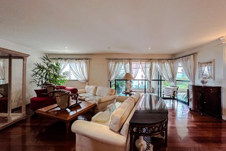 Apartamento para alugar com 375m², 4 quartos e 5 vagas Apartamento para alugar com 375m², 4 quartos e 5 vagasSala