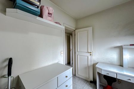 Apartamento para alugar com 375m², 4 quartos e 5 vagas Apartamento para alugar com 375m², 4 quartos e 5 vagasQuarto de Serviço