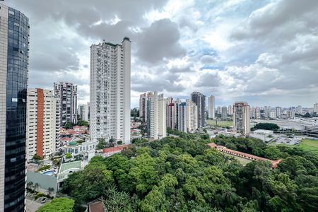 Apartamento para alugar com 375m², 4 quartos e 5 vagas Apartamento para alugar com 375m², 4 quartos e 5 vagasVista da Varanda