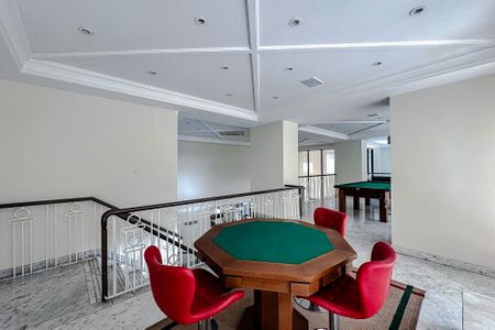 Apartamento para alugar com 375m², 4 quartos e 5 vagas Apartamento para alugar com 375m², 4 quartos e 5 vagasSala de Jogos