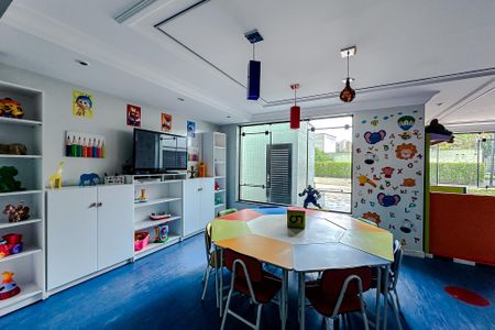 Apartamento para alugar com 375m², 4 quartos e 5 vagas Apartamento para alugar com 375m², 4 quartos e 5 vagasBrinquedoteca