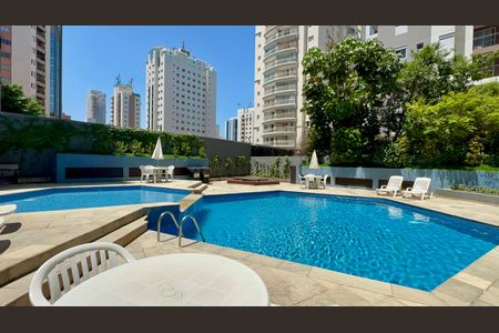 Apartamento à venda com 95m², 2 quartos e 1 vagaPiscina