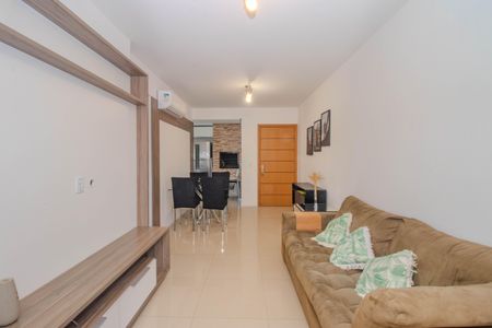 Sala de apartamento à venda com 2 quartos, 68m² em Petrópolis, Porto Alegre