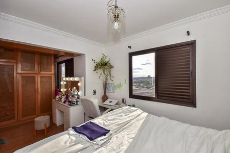 Suíte de apartamento à venda com 1 quarto, 145m² em Jardim Henriqueta, Taboão da Serra