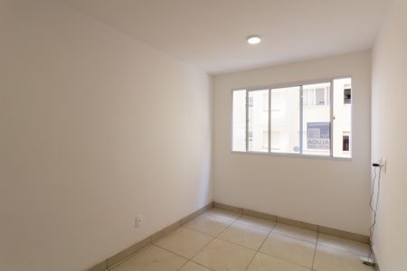 Sala de apartamento para alugar com 2 quartos, 43m² em Colônia (zona Leste), São Paulo