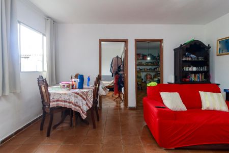 Casa para alugar com 110m², 3 quartos e sem vaga Casa para alugar com 110m², 3 quartos e sem vagaSala