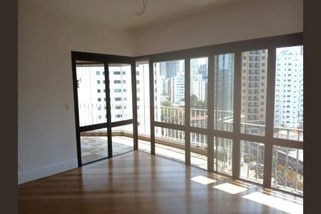 Apartamento à venda com 3 quartos, 177m² em Indianópolis, São Paulo