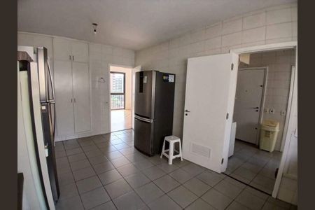 Apartamento à venda com 177m², 3 quartos e 3 vagas