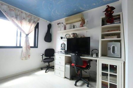 Apartamento à venda com 220m², 4 quartos e 4 vagas