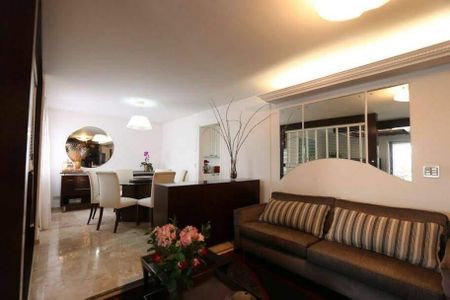 Apartamento à venda com 4 quartos, 220m² em Vila Uberabinha, São Paulo