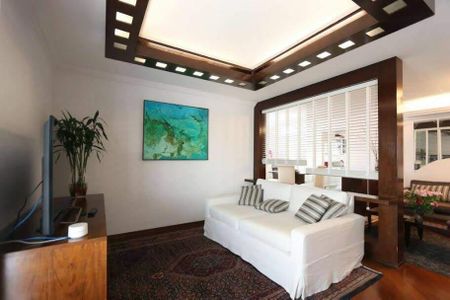 Apartamento à venda com 4 quartos, 220m² em Vila Uberabinha, São Paulo