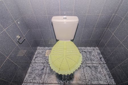 Casa à venda com 330m², 4 quartos e 4 vagas Casa à venda com 330m², 4 quartos e 4 vagasLavabo