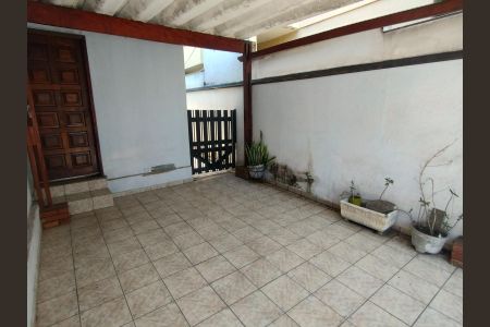 Casa à venda com 100m², 3 quartos e 2 vagas