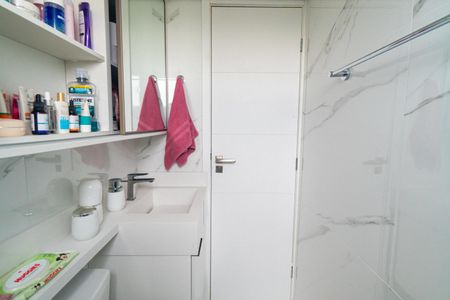 Apartamento para alugar com 50m², 2 quartos e 1 vaga Apartamento para alugar com 50m², 2 quartos e 1 vagaBanheiro