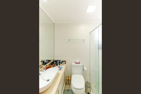 Apartamento à venda com 101m², 3 quartos e 2 vagas Apartamento à venda com 101m², 3 quartos e 2 vagasBanheiro da Suíte 1