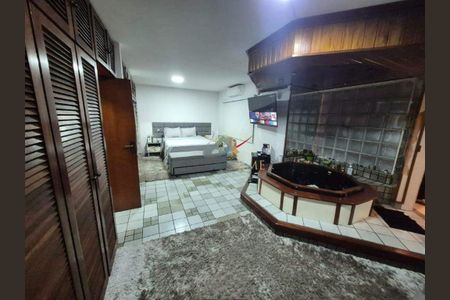 Casa à venda com 3 quartos, 277m² em Planalto Paulista, São Paulo