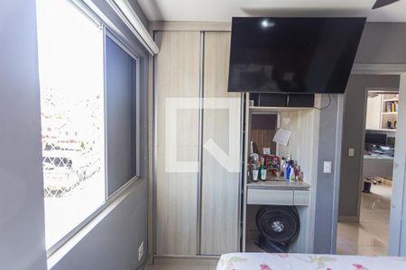 Apartamento para alugar com 3 quartos, 69m² em Pompéia, Belo Horizonte