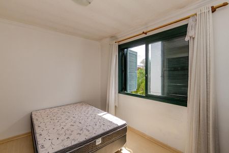 Quarto 1 de apartamento para alugar com 2 quartos, 64m² em Partenon, Porto Alegre