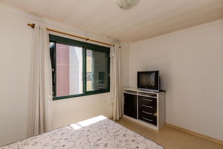 Quarto 1 de apartamento para alugar com 2 quartos, 64m² em Partenon, Porto Alegre