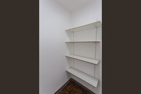 Apartamento para alugar com 108m², 3 quartos e 2 vagas Apartamento para alugar com 108m², 3 quartos e 2 vagasQuarto de Serviço