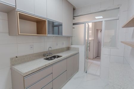 Apartamento para alugar com 108m², 3 quartos e 2 vagas Apartamento para alugar com 108m², 3 quartos e 2 vagasCozinha