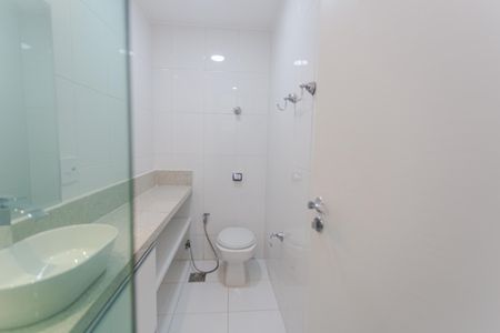 Apartamento para alugar com 108m², 3 quartos e 2 vagas Apartamento para alugar com 108m², 3 quartos e 2 vagasBanheiro da Suíte