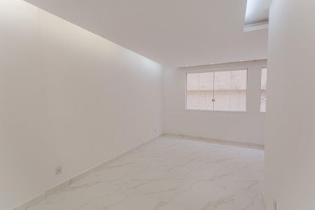 Apartamento para alugar com 108m², 3 quartos e 2 vagas Apartamento para alugar com 108m², 3 quartos e 2 vagasSala