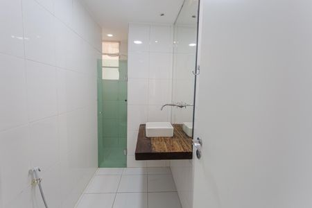 Apartamento para alugar com 108m², 3 quartos e 2 vagas Apartamento para alugar com 108m², 3 quartos e 2 vagasBanheiro Social