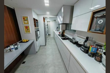 Apartamento à venda com 2 quartos, 90m² em Itaim Bibi, São Paulo