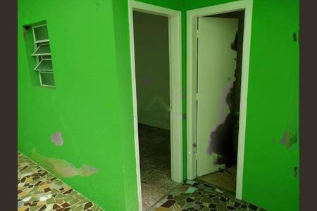 Casa à venda com 2 quartos, 120m² em Jardim Itacolomi, São Paulo