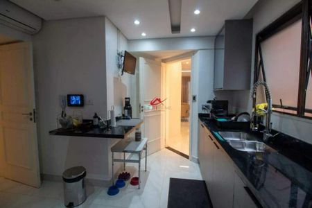 Apartamento à venda com 126m², 3 quartos e 3 vagas