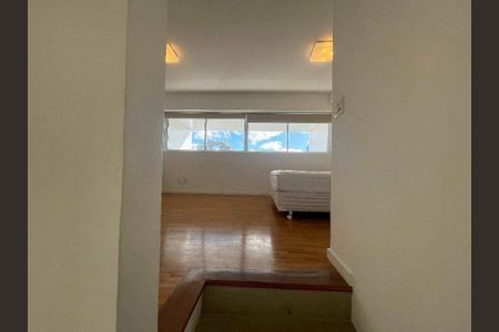 Apartamento à venda com 85m², 1 quarto e 1 vaga