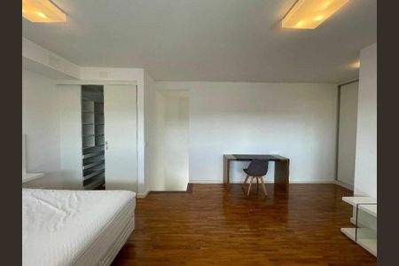Apartamento à venda com 85m², 1 quarto e 1 vaga
