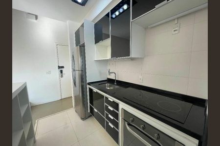 Apartamento à venda com 85m², 1 quarto e 1 vaga