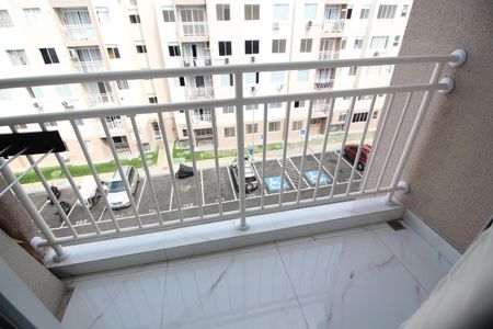 Varanda de apartamento para alugar com 2 quartos, 52m² em Curicica, Rio de Janeiro