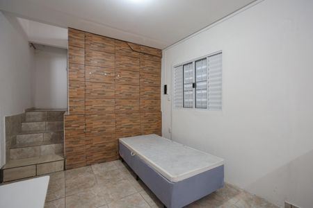 Sala/Quarto de kitnet/studio para alugar com 1 quarto, 30m² em Vila Sonia, São Paulo